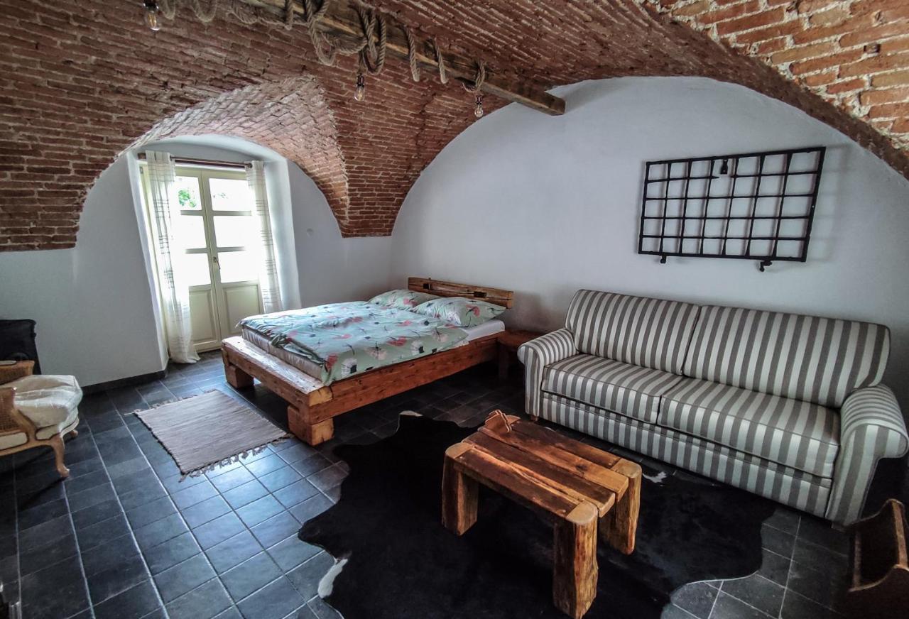 Apartmany Pod Schodami Banska Stiavnica Luaran gambar