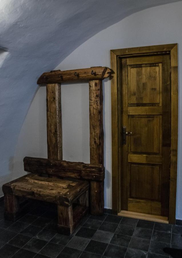 Apartmany Pod Schodami Banska Stiavnica Luaran gambar